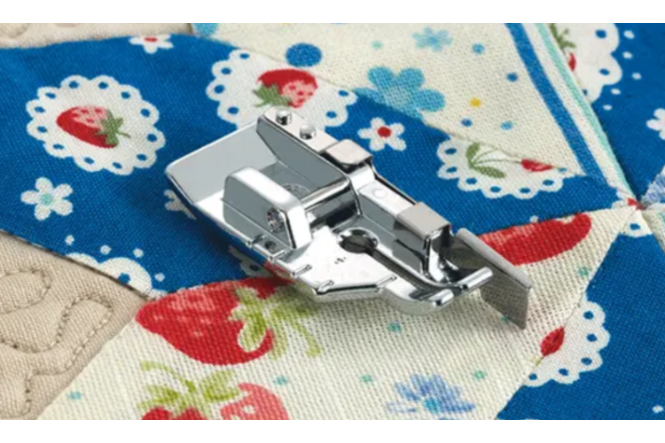 Brother 1/4 Inch Quilting Piecing Foot with Guide - F057