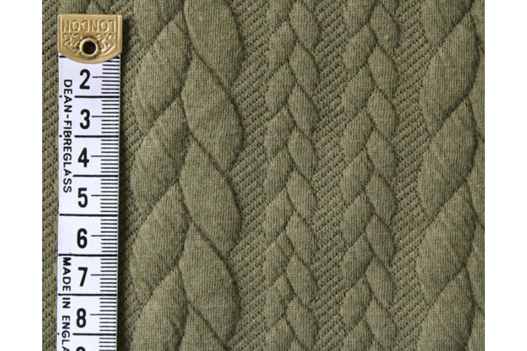 Olive Cable Knit 81% Polyester, 16% Viscose, 3% Elastane 151cm