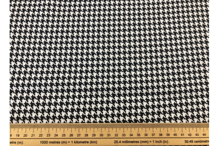 Classic Houndstooth 100% Polyester 144cm Wide