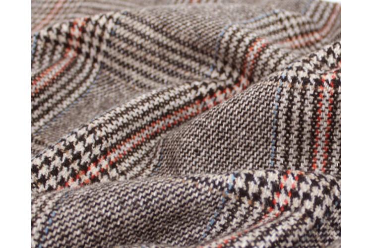 Ditsy Dogtooth Tartan Wool Mix 80% Polyester 20% Wool 150cm