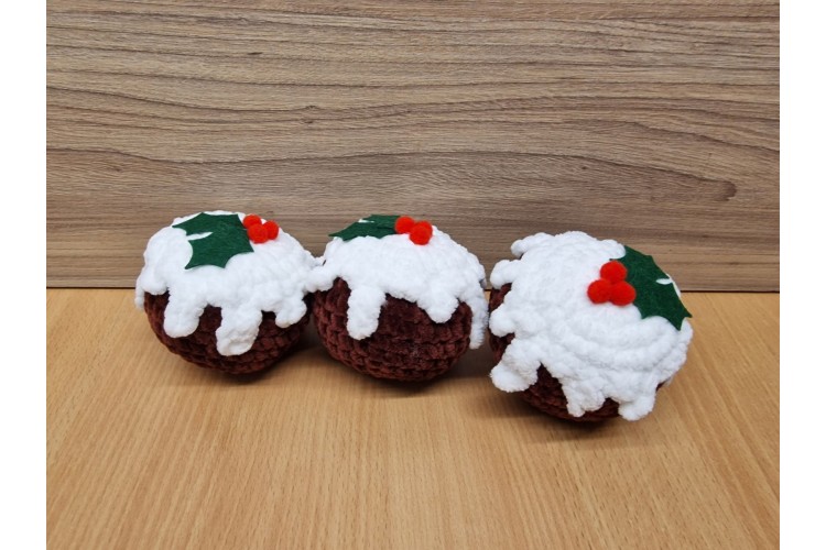 Handmade by Hayleigh - Large Christmas Pudding