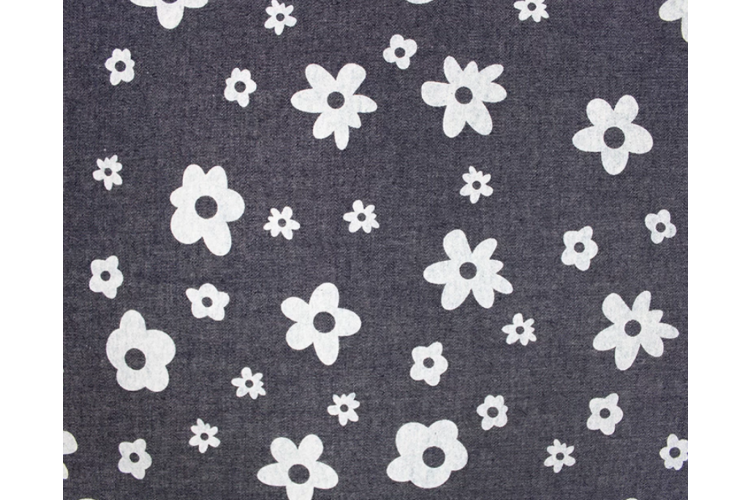 Little Johnny 4oz Denim Chambray Daisies 100% Cotton 150cm 