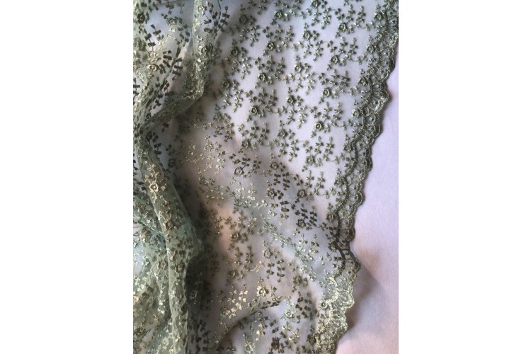 BOLT END (1.1m) Mint Green Scalloped Edge Lace