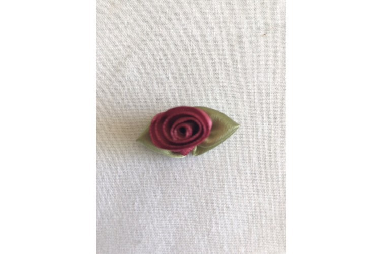 Satin Rose Medium