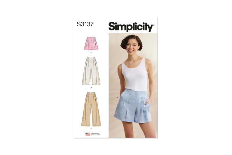 Simplicity S3137 Misses' Pleated Shorts and Pants in Two Lengths