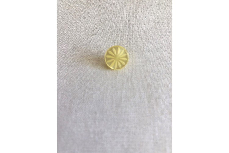 Yellow Resin Star Design 12mm, Shank Button