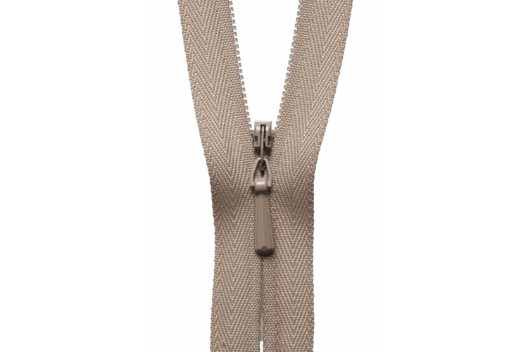 YKK Lightweight Concealed Coil Zip, 56cm, Fawn 573
