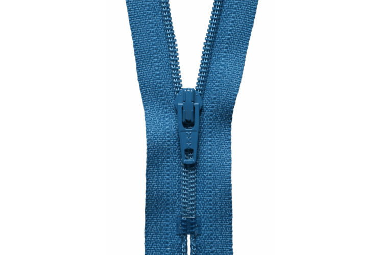 YKK Visible Plastic Coil Zip, 18cm, Saxe Blue 557