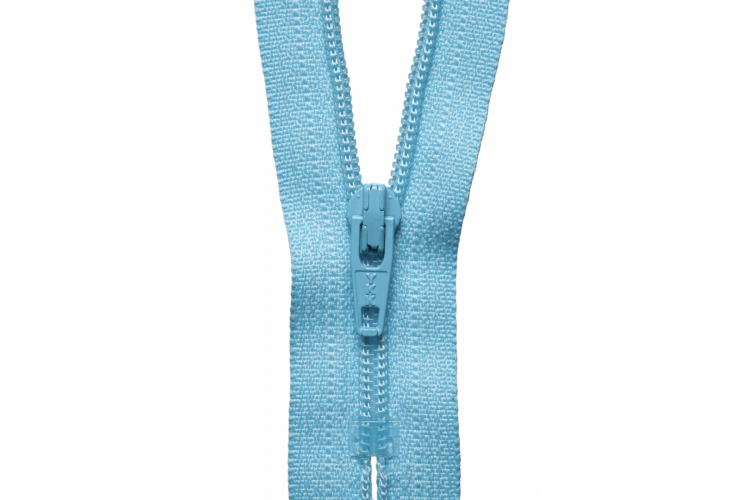YKK Visible Plastic Coil Zip, 18cm, Sky 545