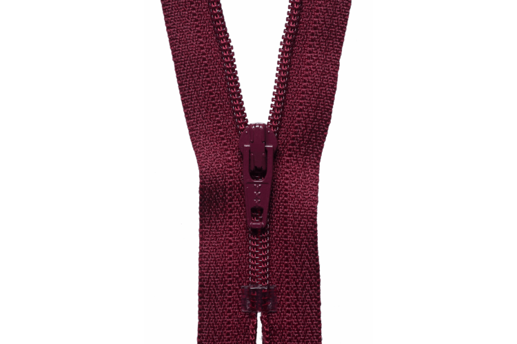 YKK Visible Plastic Coil Zip, 56cm, Dark Wine 527