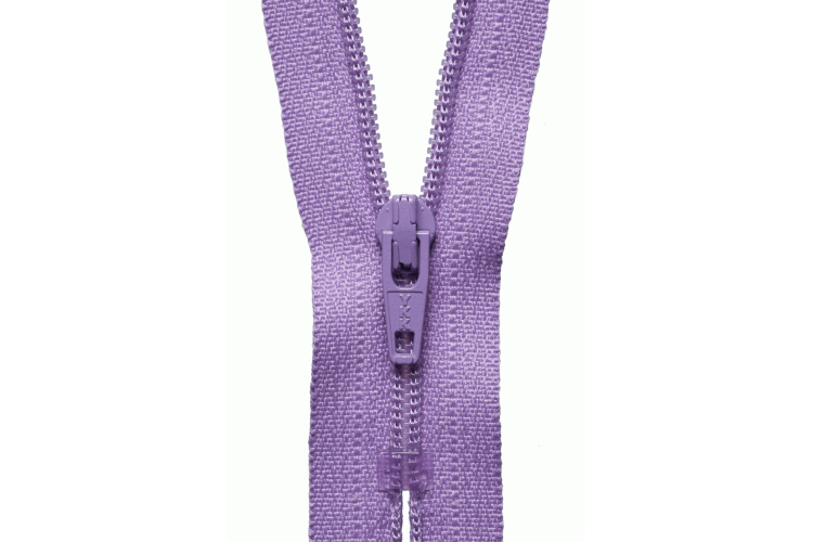 YKK Visible Plastic Coil Zip, 56cm, Light Orchid 244